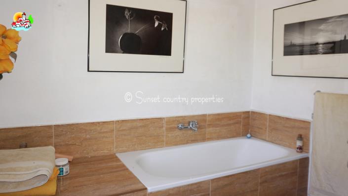 Image No.31-Maison de campagne de 5 chambres à vendre à Algarinejo