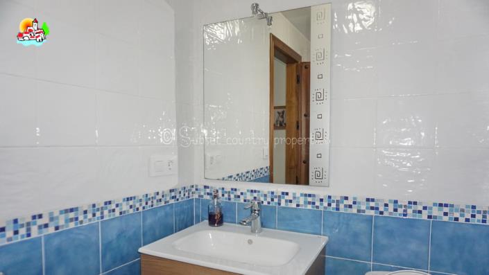 Image No.13-Propriété de pays de 5 chambres à vendre à Algarinejo