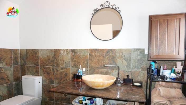 Image No.17-Propriété de pays de 5 chambres à vendre à Algarinejo