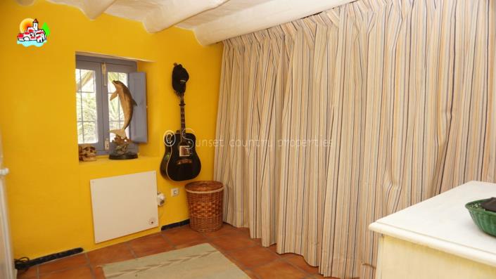 Image No.29-Propriété de pays de 4 chambres à vendre à Iznájar