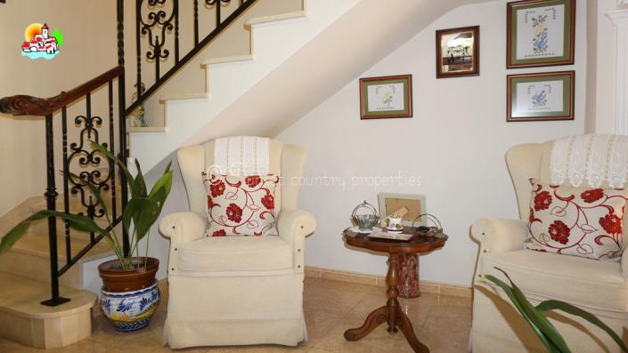 Image No.8-3 Bed Townhouse for sale