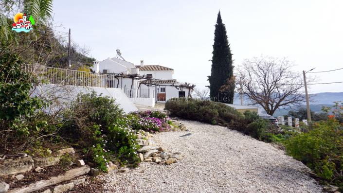 Image No.6-Propriété de pays de 4 chambres à vendre à Iznájar