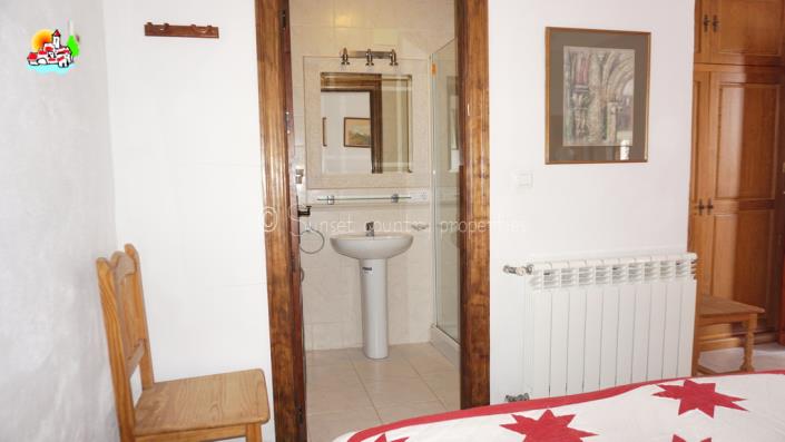 Image No.30-Propriété de pays de 4 chambres à vendre à Iznájar