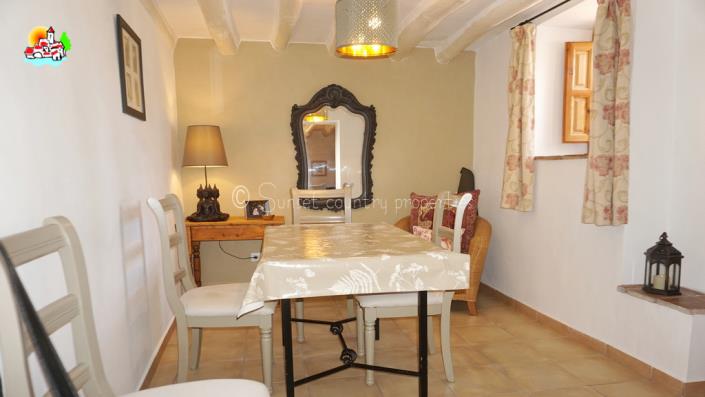 Image No.16-Propriété de pays de 4 chambres à vendre à Algarinejo