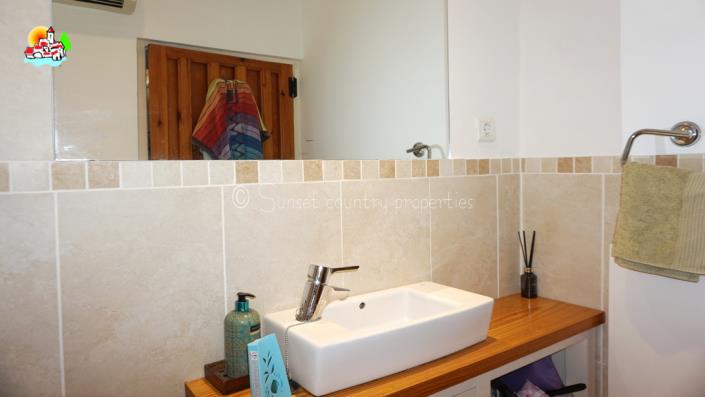 Image No.18-Propriété de pays de 4 chambres à vendre à Algarinejo