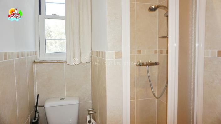 Image No.19-Propriété de pays de 4 chambres à vendre à Algarinejo