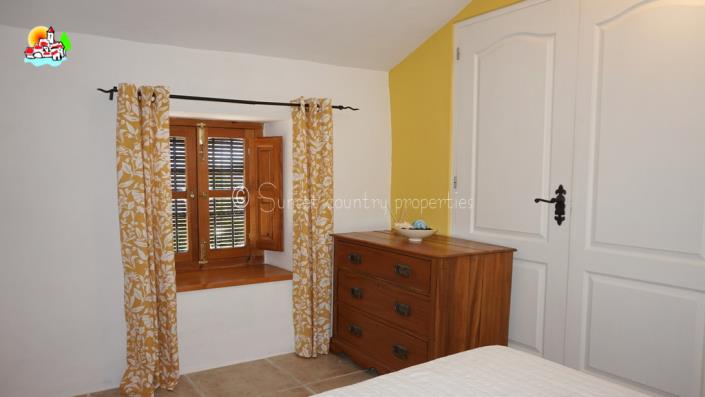 Image No.31-Propriété de pays de 4 chambres à vendre à Algarinejo