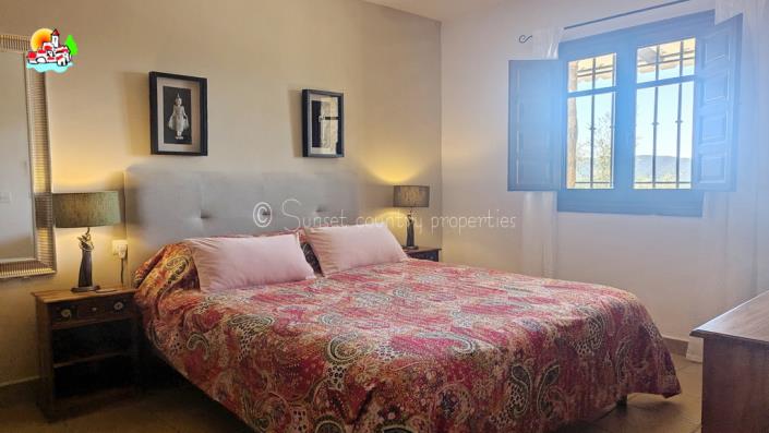 Image No.47-Propriété de pays de 4 chambres à vendre à Algarinejo