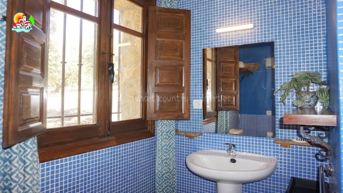 Image No.49-Propriété de pays de 4 chambres à vendre à Algarinejo