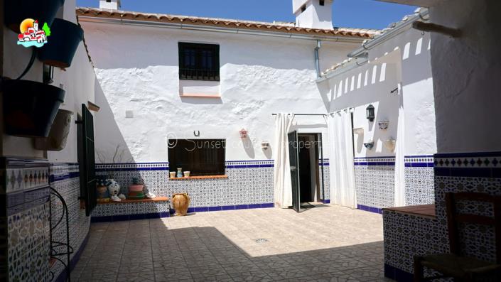 Image No.8-Propriété de pays de 4 chambres à vendre à Iznájar