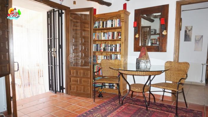 Image No.12-Propriété de pays de 4 chambres à vendre à Iznájar