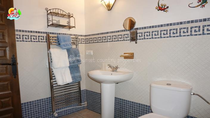 Image No.35-Propriété de pays de 4 chambres à vendre à Iznájar