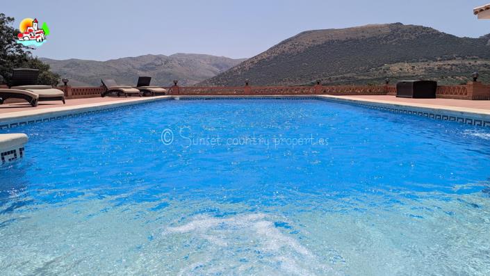 Image No.6-Propriété de pays de 4 chambres à vendre à Fuente Camacho