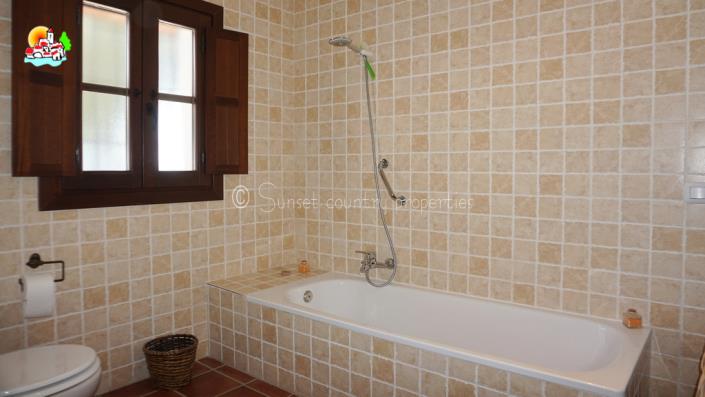 Image No.24-Maison de campagne de 3 chambres à vendre à Archidona