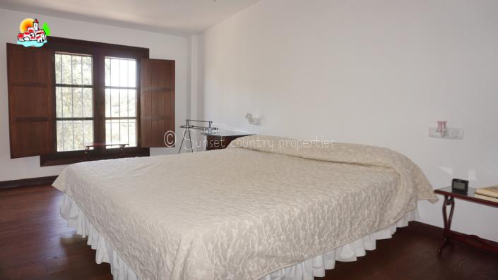 Image No.28-Maison de campagne de 3 chambres à vendre à Archidona