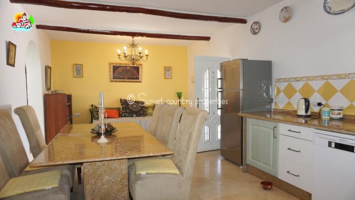 Image No.15-Maison de campagne de 5 chambres à vendre à Iznájar