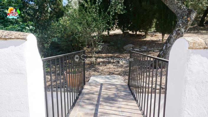 Image No.32-Maison de campagne de 5 chambres à vendre à Iznájar