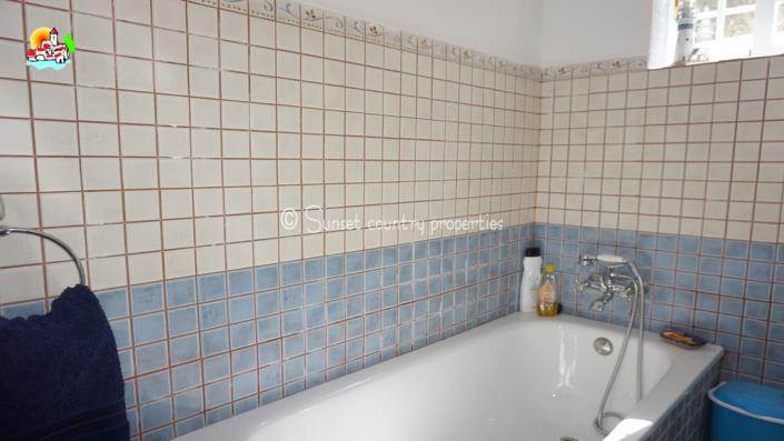 Image No.42-Maison de campagne de 5 chambres à vendre à Iznájar