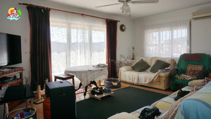 Image No.6-Propriété de pays de 5 chambres à vendre à Iznájar