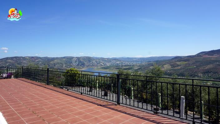 Image No.12-Propriété de pays de 5 chambres à vendre à Iznájar