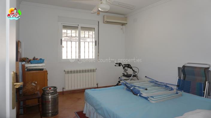 Image No.17-Propriété de pays de 5 chambres à vendre à Iznájar