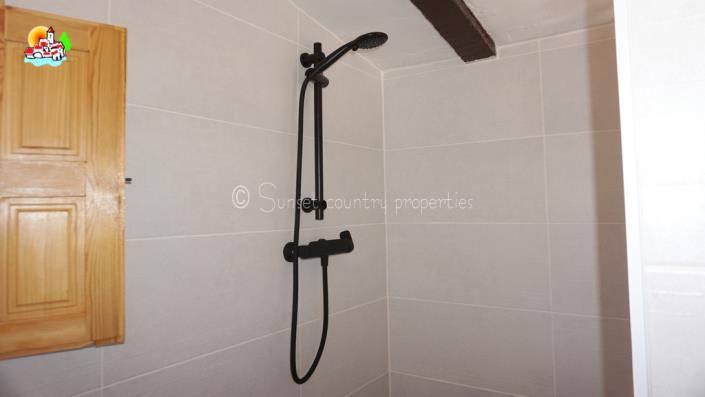 Image No.55-Maison de campagne de 5 chambres à vendre à Iznájar