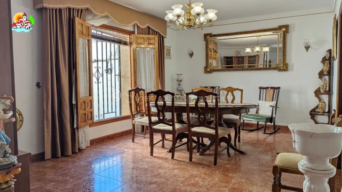 Image No.3-2 Bed Townhouse for sale