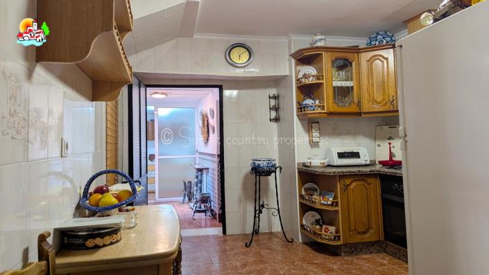 Image No.9-2 Bed Townhouse for sale