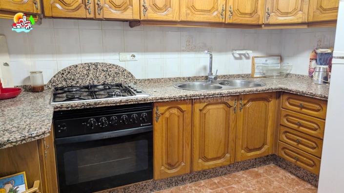 Image No.10-2 Bed Townhouse for sale