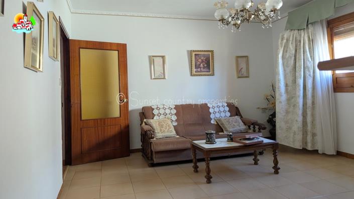 Image No.30-2 Bed Townhouse for sale