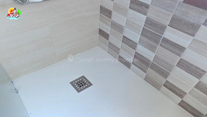 Image No.35-2 Bed Townhouse for sale