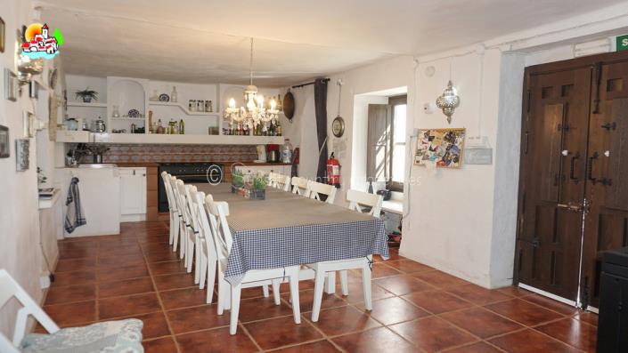 Image No.11-Propriété de pays de 6 chambres à vendre à Archidona