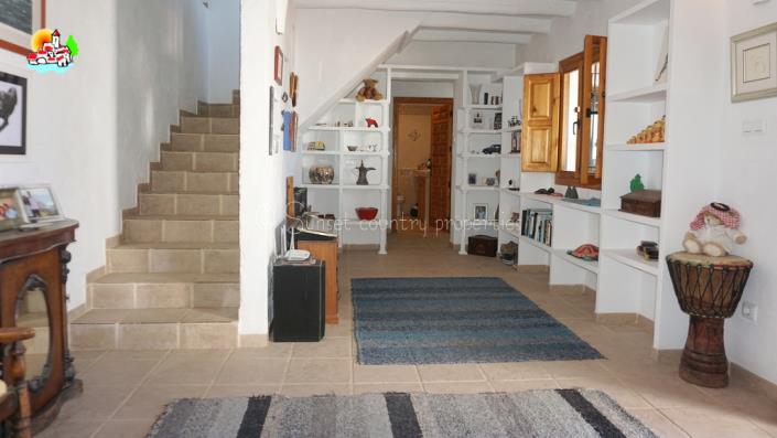 Image No.12-Propriété de pays de 6 chambres à vendre à Iznájar