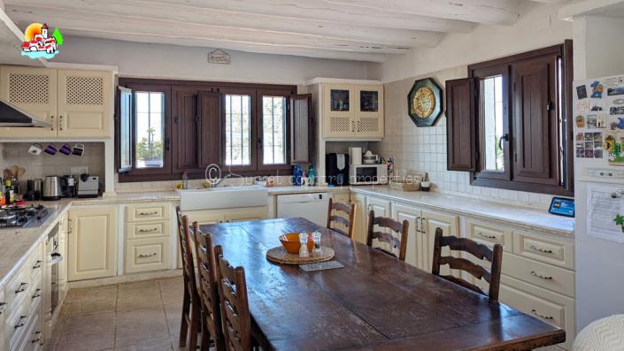 Image No.13-Propriété de pays de 6 chambres à vendre à Iznájar