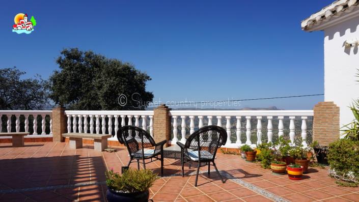 Image No.19-Propriété de pays de 6 chambres à vendre à Iznájar