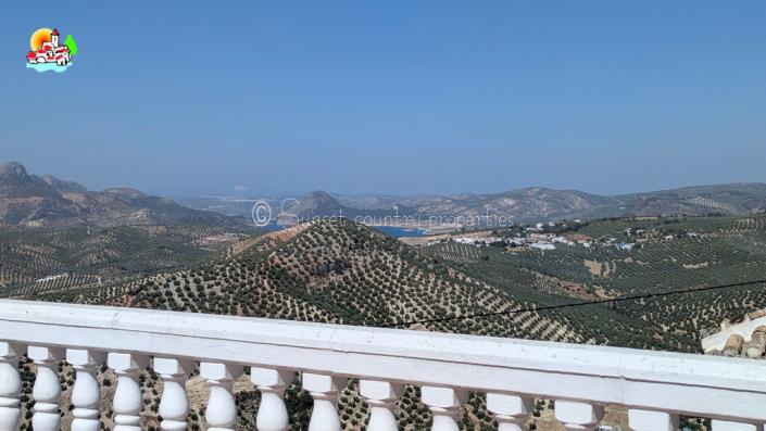 Image No.20-Propriété de pays de 6 chambres à vendre à Iznájar