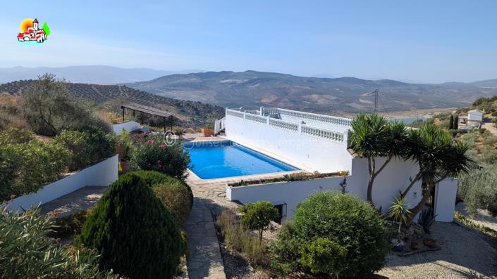 Image No.22-Propriété de pays de 6 chambres à vendre à Iznájar