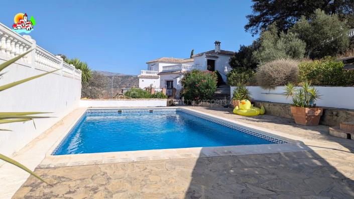 Image No.24-Propriété de pays de 6 chambres à vendre à Iznájar