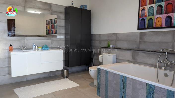 Image No.30-Propriété de pays de 6 chambres à vendre à Iznájar