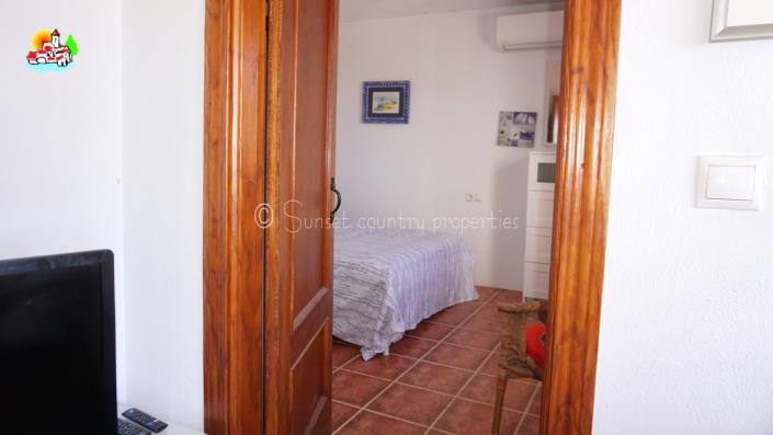 Image No.49-Propriété de pays de 6 chambres à vendre à Iznájar