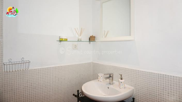 Image No.56-Propriété de pays de 6 chambres à vendre à Iznájar