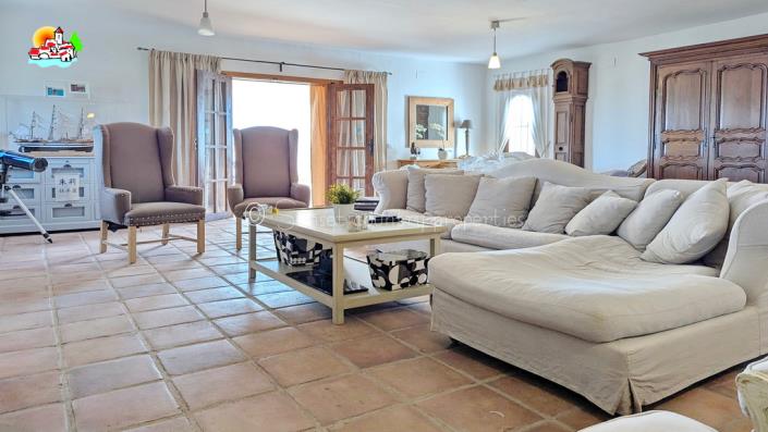 Image No.15-Propriété de pays de 9 chambres à vendre à Iznájar