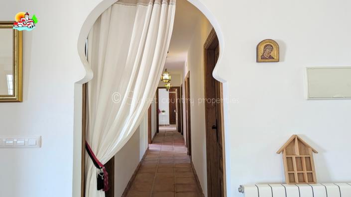 Image No.24-Propriété de pays de 9 chambres à vendre à Iznájar