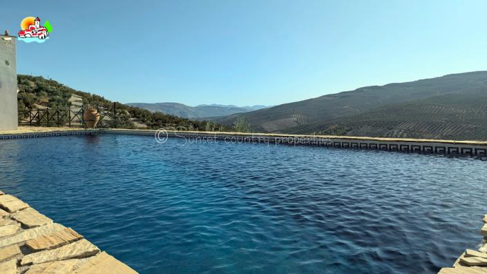 Image No.59-Propriété de pays de 9 chambres à vendre à Iznájar