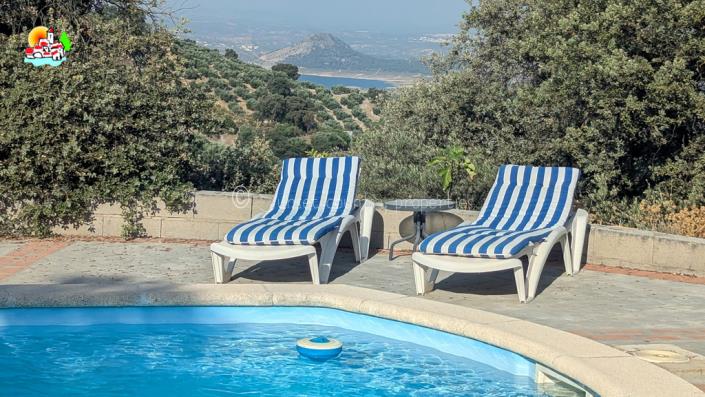 Image No.2-Propriété de pays de 3 chambres à vendre à Iznájar