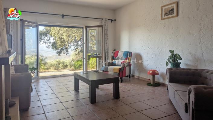 Image No.10-Propriété de pays de 3 chambres à vendre à Iznájar