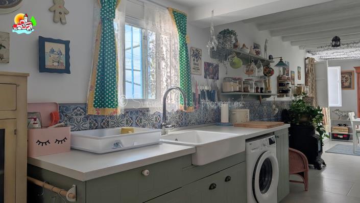 Image No.9-3 Bed Bungalow for sale