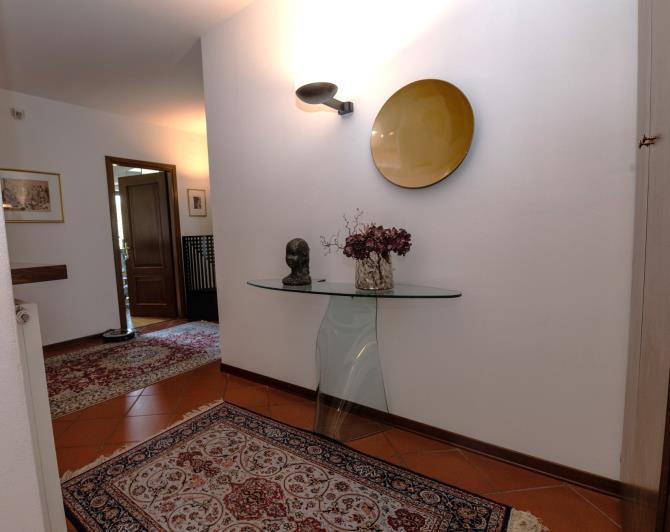 Image No.25-5 Bed Mansion for sale