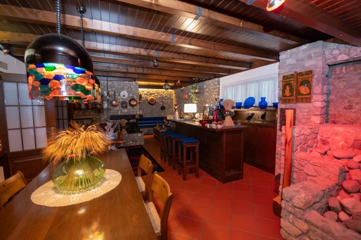 Image No.26-5 Bed Mansion for sale