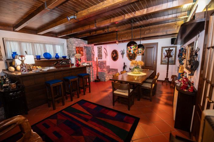 Image No.31-5 Bed Mansion for sale